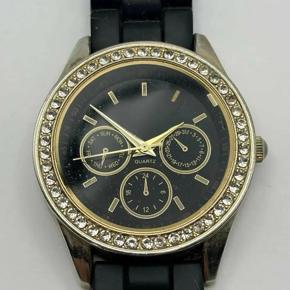 Black & Gold Retro Men’s Watch